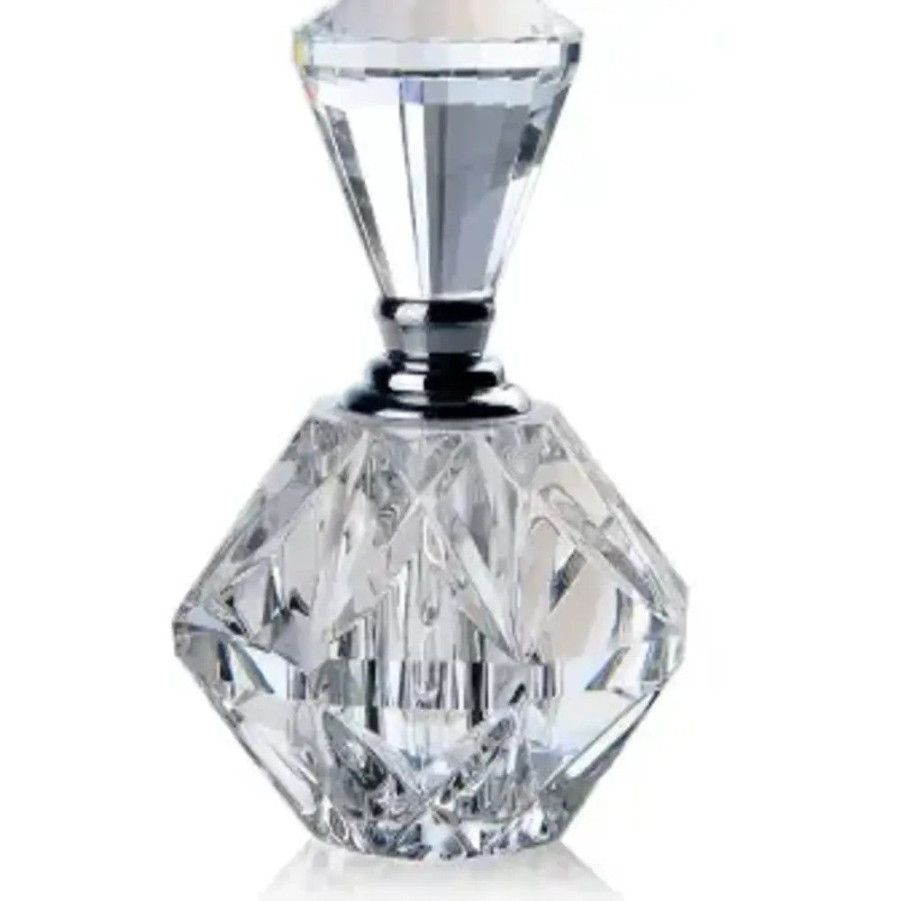 ادکلن ایو سن لورن بلک اپیوم با رایحه گرم و تند